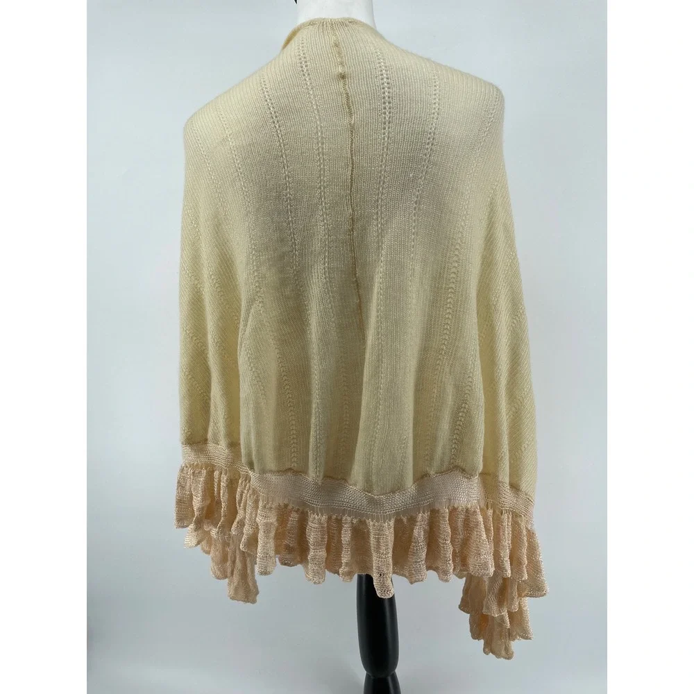 Knit Shawl Wrap Cream Peach‎ Ruffle Trim Cottagecore Romantic Boho Victorian Fem